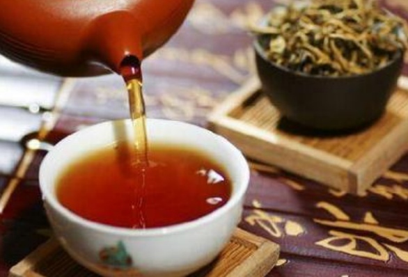 1分钟掌握红茶，绿茶，黑茶，白茶，青茶，黄茶的养生功效！