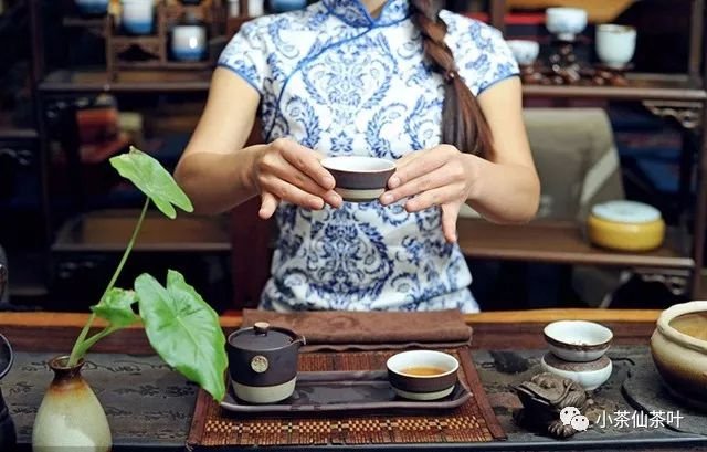 中国茶道精神“和、静、怡、真”